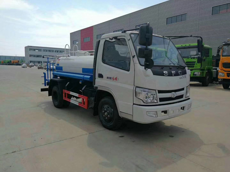 2����ˮ܇(ch��)����(sh��)��2���{(l��n)�ƞ�ˮ܇(ch��)�N(xi��o)�ۏS�҃r(ji��)�񣬖|�L(f��ng)��ˮ܇(ch��)�N(xi��o)�۹�˾