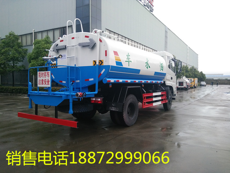東風(fēng)12噸灑水車(chē)圖片 東風(fēng)12噸灑水車(chē)圖片