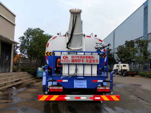 環衛灑水車圖片 環衛灑水車圖片