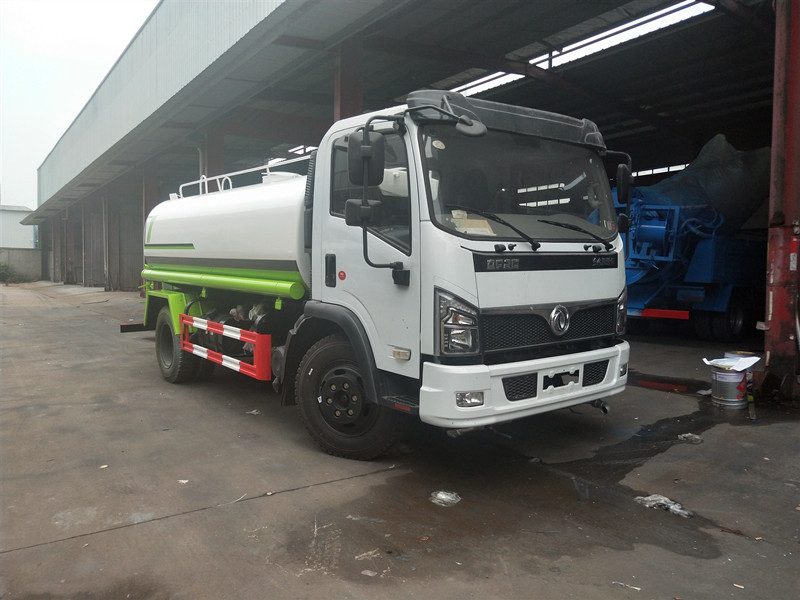 東風8噸灑水車 東風8噸灑水車