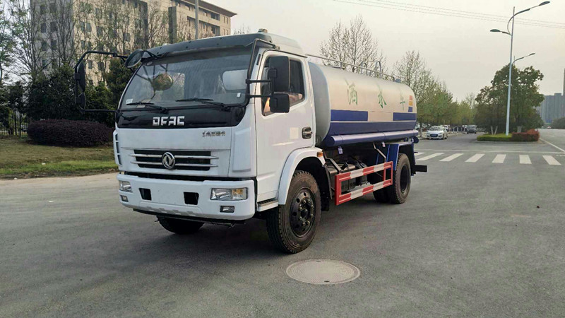 �����|�L(f��ng)����10����ˮ܇�S�҈�(b��o)�r(ji��)-�������F(tu��n)