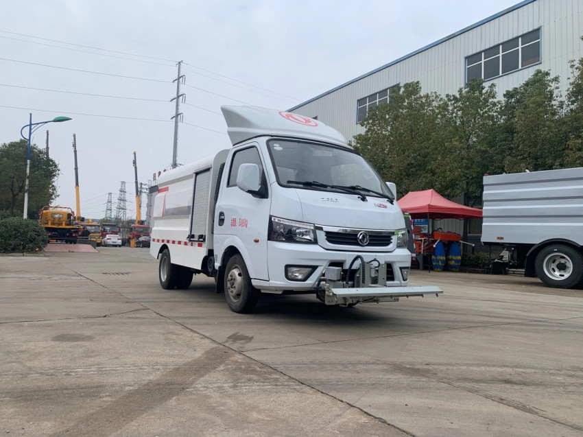 �|�LС�͸߉���ϴ܇-�|�LС�����е���ˮ܇