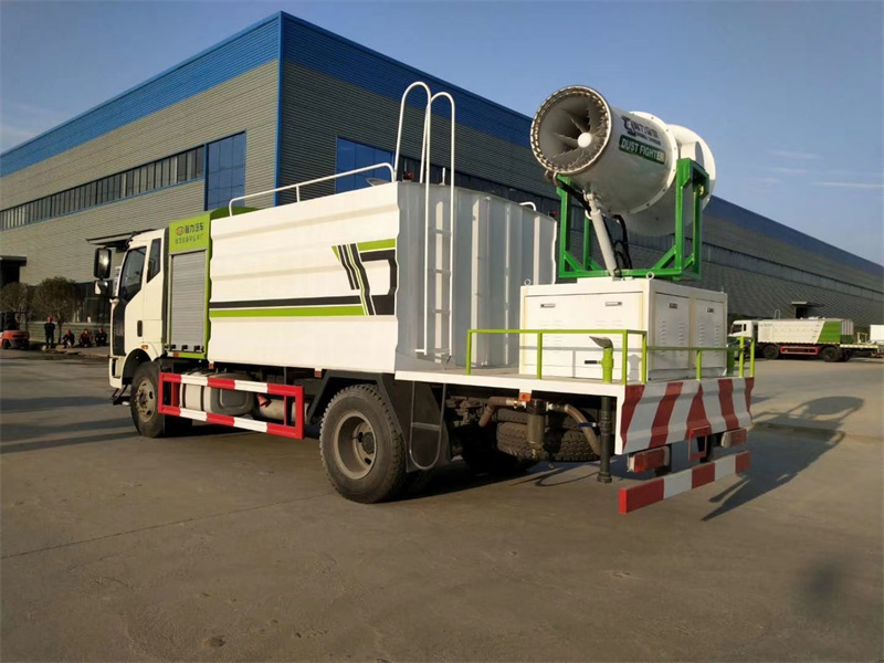 12噸解放霧炮車(chē)圖片 12噸解放霧炮車(chē)圖片