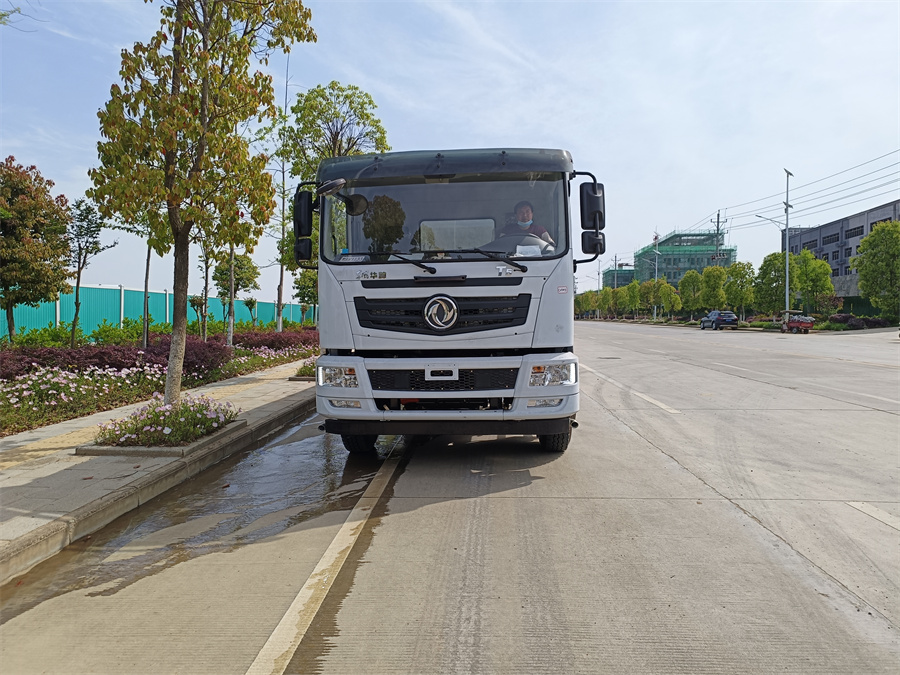 �h����ˮ܇�����Xһ�v�������˽�r���c����֮�g���Pϵ